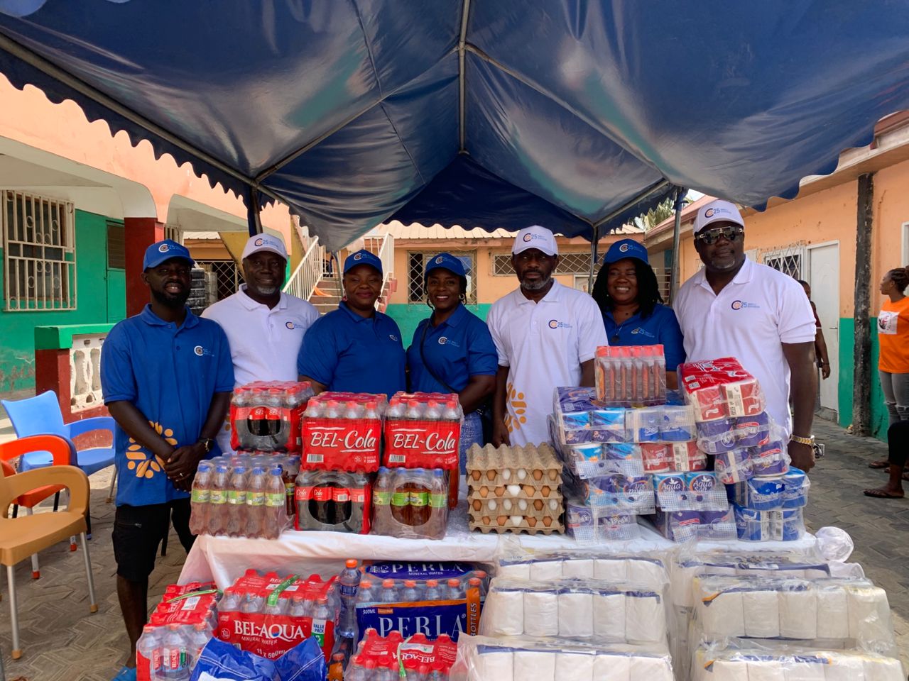 Community 25 Landlords Association Donates to Support Save the Young Orphanage, Boosting Community Development